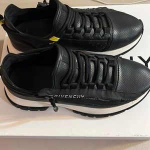 Givenchy men’s sneakers